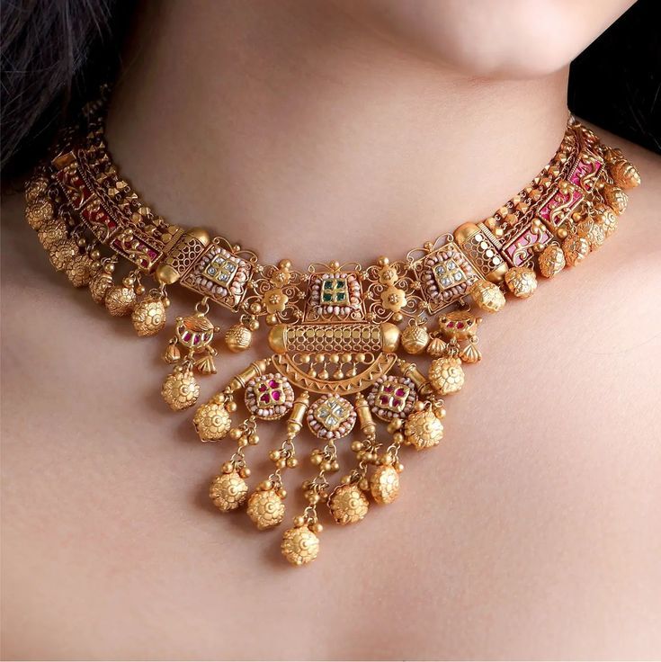 Bridal Chokar Necklace Gold Designs