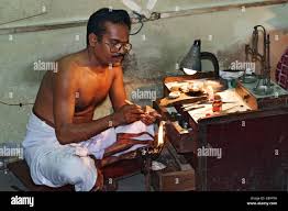 Crafting ornaments showing how gold Jewellery Making Charges are calculated.